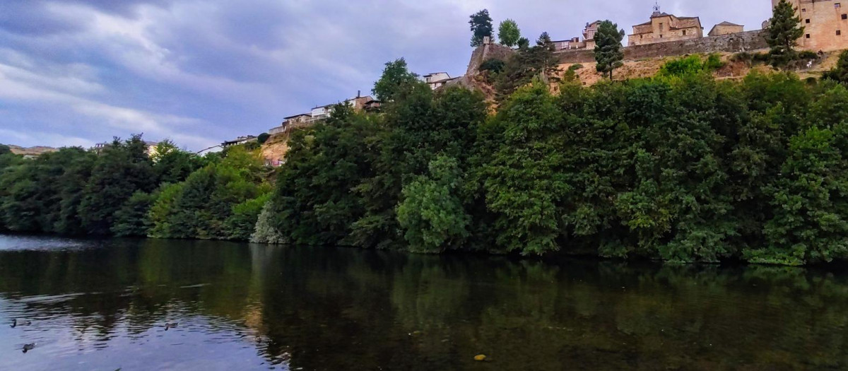El río Tera a su paso por Sanabria (Zamora), en una imagen de archivo