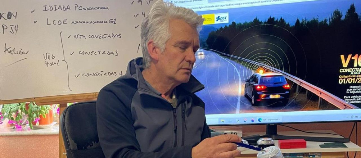 Andrés Toxeiro, profesor de FP experto en mecánica con amplia experiencia en mecanizados de todo tipo