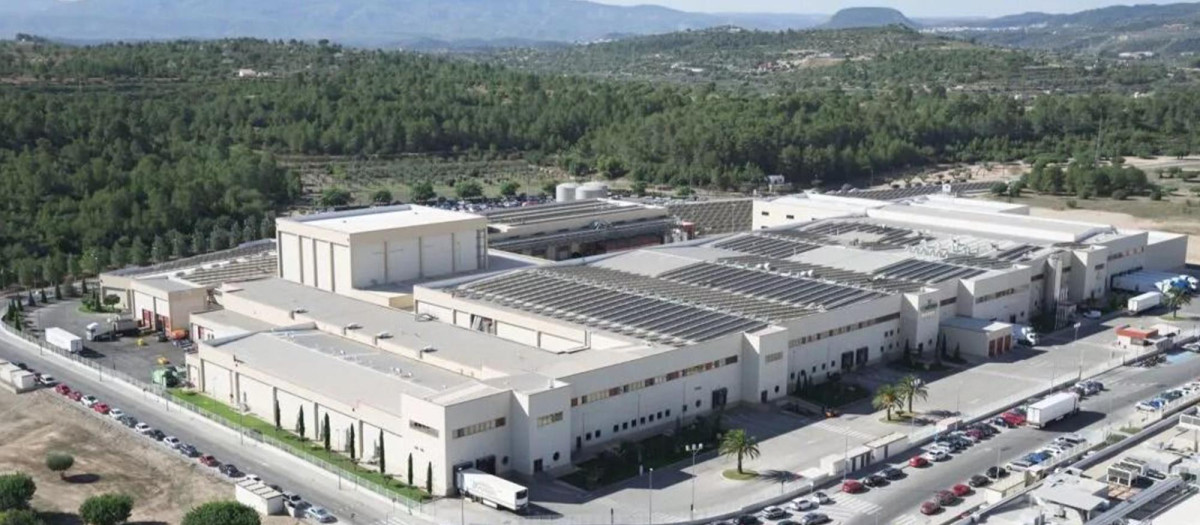 imagen de la fábrica de Elaborados Cárnicos Medina, proveedor de Mercadona.