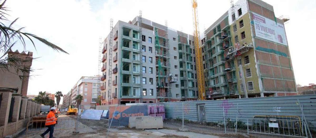 Imagen de las obras de las 75 viviendas de alquiler asequible
