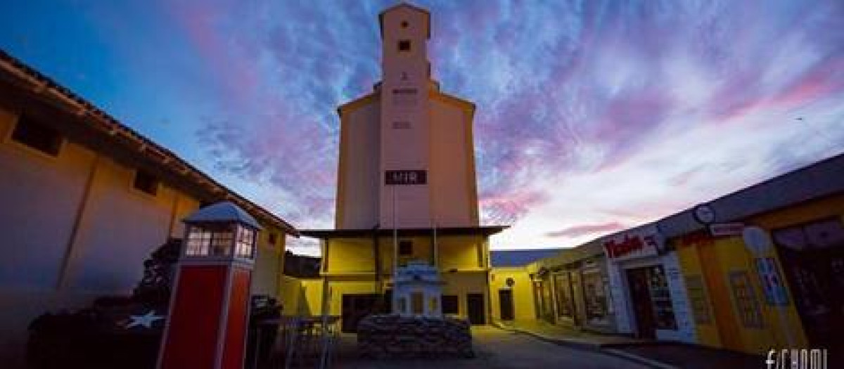 Silo de grano en Belorado (Burgos) rehabilitado para albergar el Museo de Radiocomunicación Inocencio Bocanegra