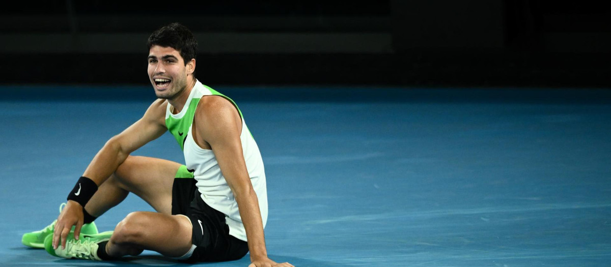 Carlos Alcaraz celebra el triunfo conseguido en el Open de Australia