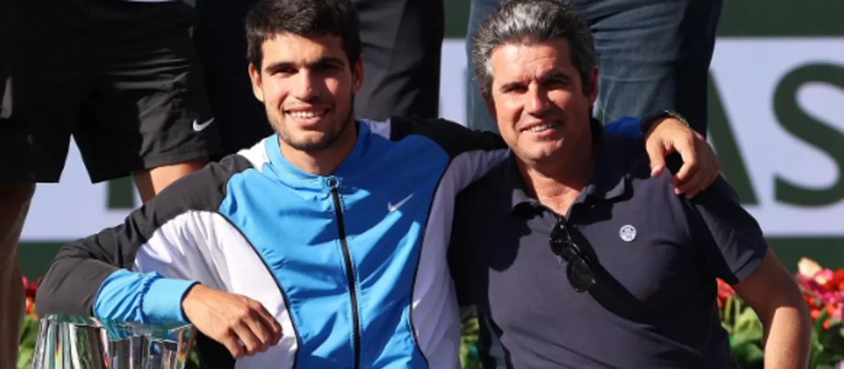 Carlos Alcaraz junto a su padre