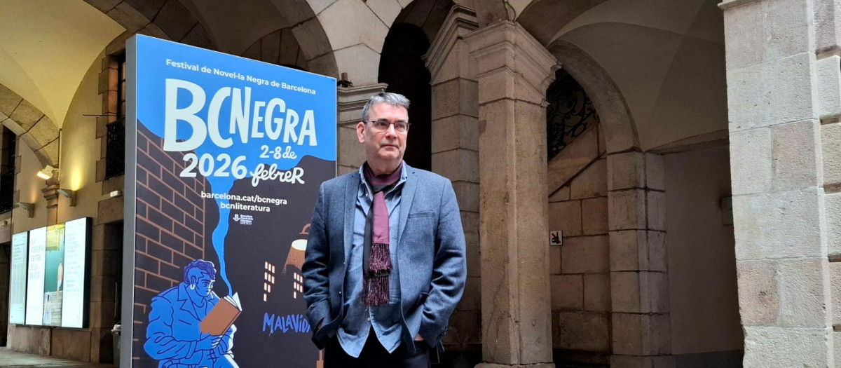 Mick Herron, este jueves en Barcelona, en el palacio de la Virreina