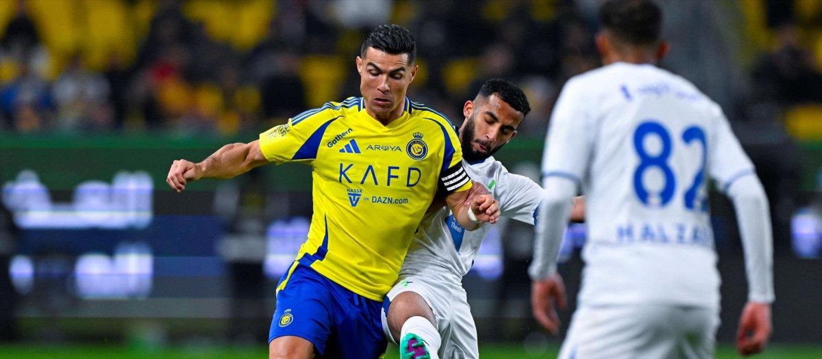 (Foto de ARCHIVO)
26 January 2025, Saudi Arabia, Riyadh: Al-Nassr's Cristiano Ronaldo in action during the Saudi Pro League soccer match between Al-Nassr FC and Al Fateh SC at Al -Awwal Park. Photo: -/Saudi Press Agency/dpa

26/1/2025 ONLY FOR USE IN SPAIN