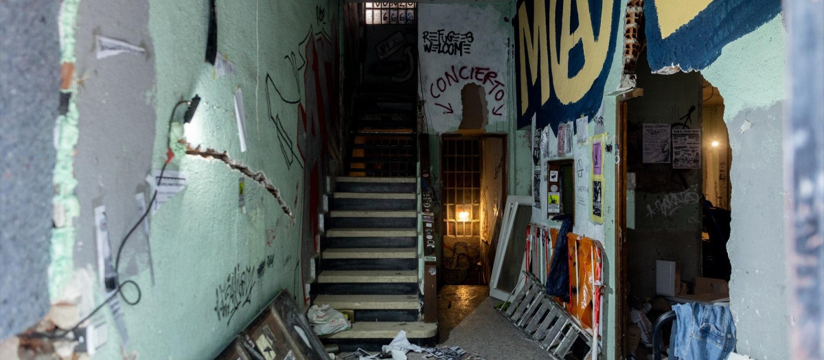 Interior del centro okupado La Gatonera desalojado por la Policía Nacional