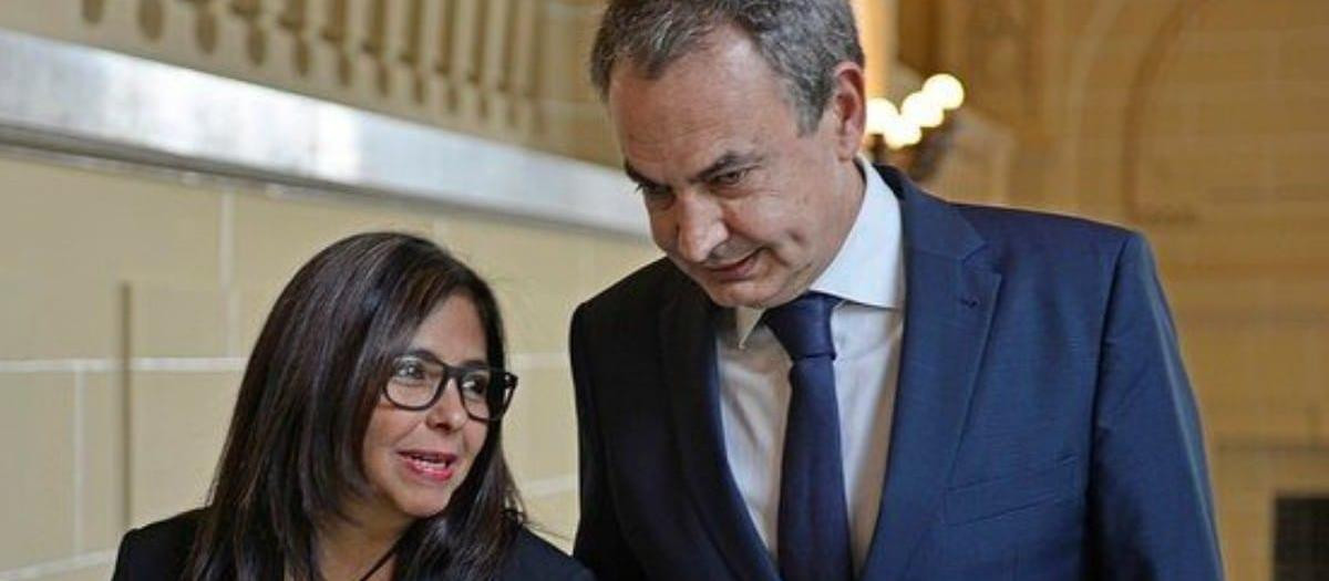 Zapatero y Delcy Rodríguez en Caracas