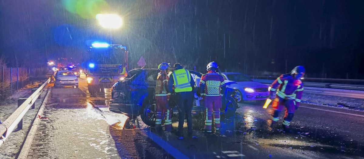 Los servicios de emergencias en el lugar del suceso