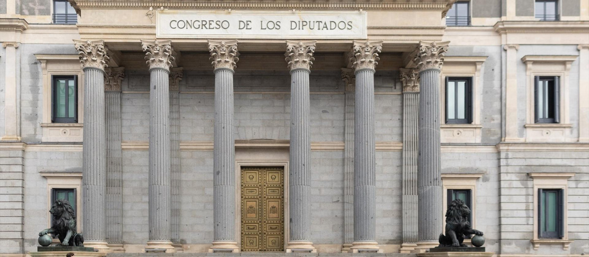 Fachada del Congreso de los Diputados, a 5 de febrero de 2026, en Madrid (España)

Eduardo Parra / Europa Press
05 FEBRERO 2026;CONGRESO DE LOS DIPUTADOS;MADRID;FACHADA;LEONES
05/2/2026