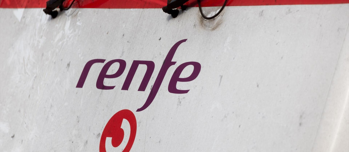 (Foto de ARCHIVO)
Tren de la red de Cercanías Madrid, a 28 de enero de 2026, en Madrid (España). Cercanías Madrid es el servicio ferroviario explotado por Renfe Cercanías, división de Renfe Operadora, sobre una infraestructura de Adif, que comunica la ciudad de Madrid con su área metropolitana y las principales poblaciones de la Comunidad de Madrid y algunas cercanas de las provincias limítrofe como Azuqueca y Guadalajara en la provincia de Guadalajara y la estación del Puerto de Cotos, ya en Segovia.

Eduardo Parra / Europa Press
28 ENERO 2026 TRANSPORTE PÚBLICO;FERROCARRIL;RED FERROVIARIA;LOGOTIPO
28/1/2026