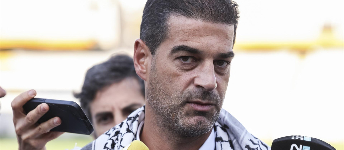 (Foto de ARCHIVO)
Gerard Lopez, head coach of Catalonia attends his press conference before tomorrow's friendly match at Estadi Olimpic Lluis Companys on November 17, 2025 in Barcelona, Spain.

Javier Borrego / AFP7 / Europa Press
17/11/2025 ONLY FOR USE IN SPAIN