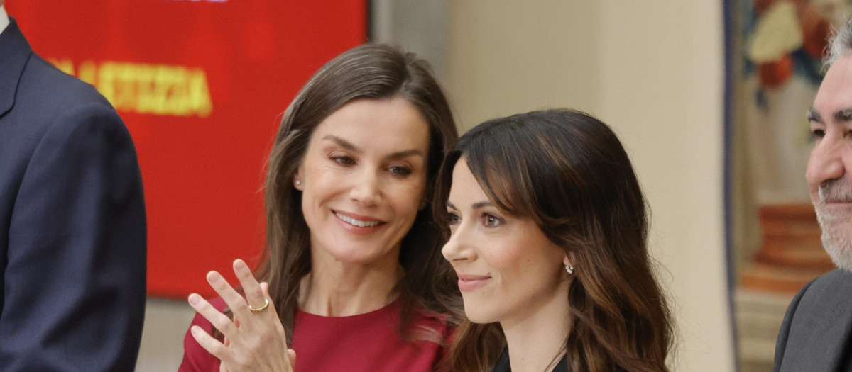 Jome Manuel Rodriguez Uribes, Aitana Bonmati, Spanish King Felipe VI and Queen Letizia attending the National Sports awards in Madrid on Wednesday, 11 February 2026.