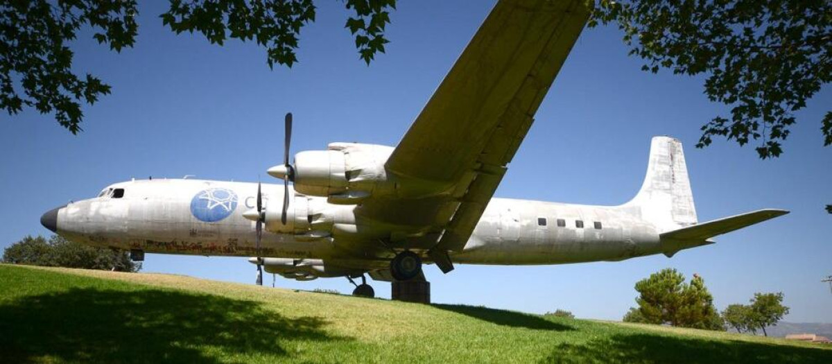 Imagen del DC-7 ubicado en Miraflores