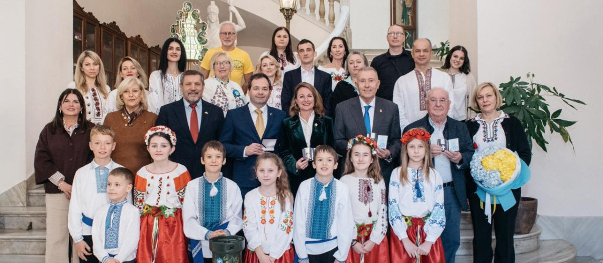 Imagen de niños ucranianos en el Ayuntamiento de Castellón