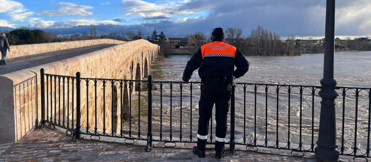 Crecida del río Duero, a su paso por Zamora