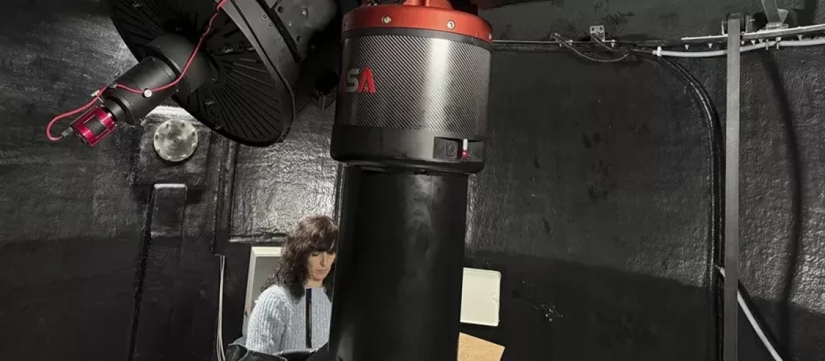 Al fondo, la investigadora del CSIC Verónica Fernández Mármol, al frente del proyecto