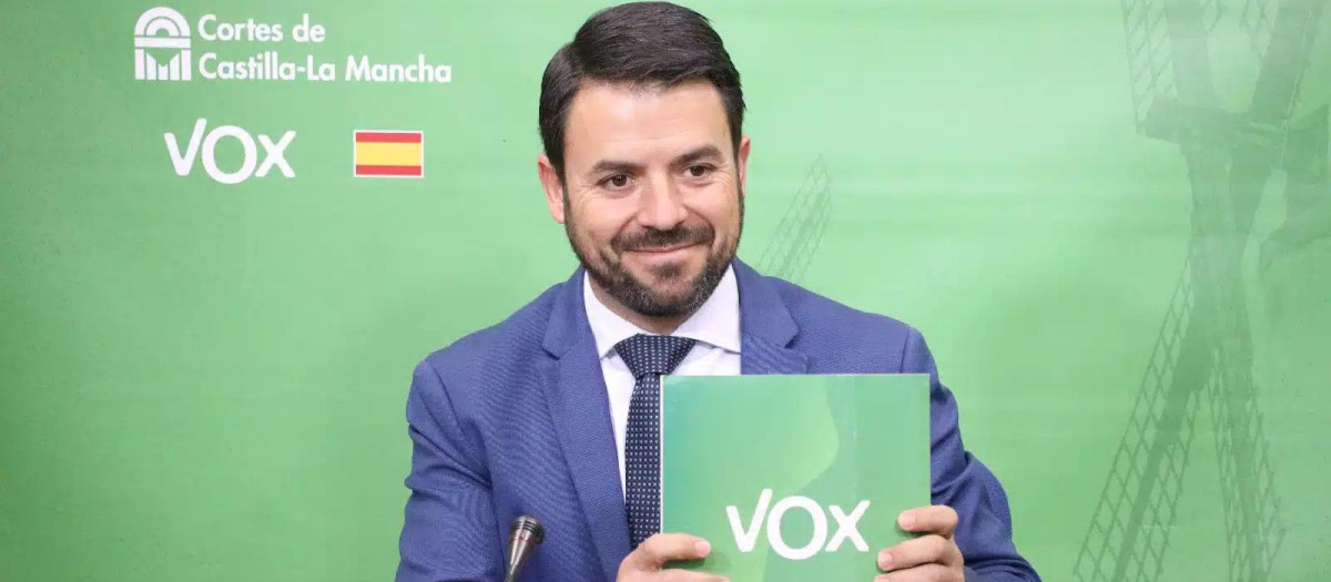 El portavoz de Vox en las Cortes, Iván Sánchez