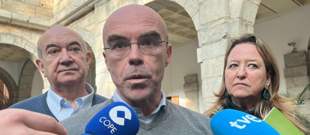 El eurodiputado y dirigente de Vox, Jorge Buxadé, en Santander