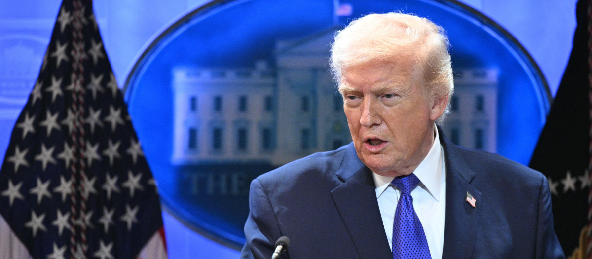 El presidente de Estados Unidos, Donald Trump, habla durante una conferencia de prensa en la Sala de Prensa Brady de la Casa Blanca en Washington, DC,