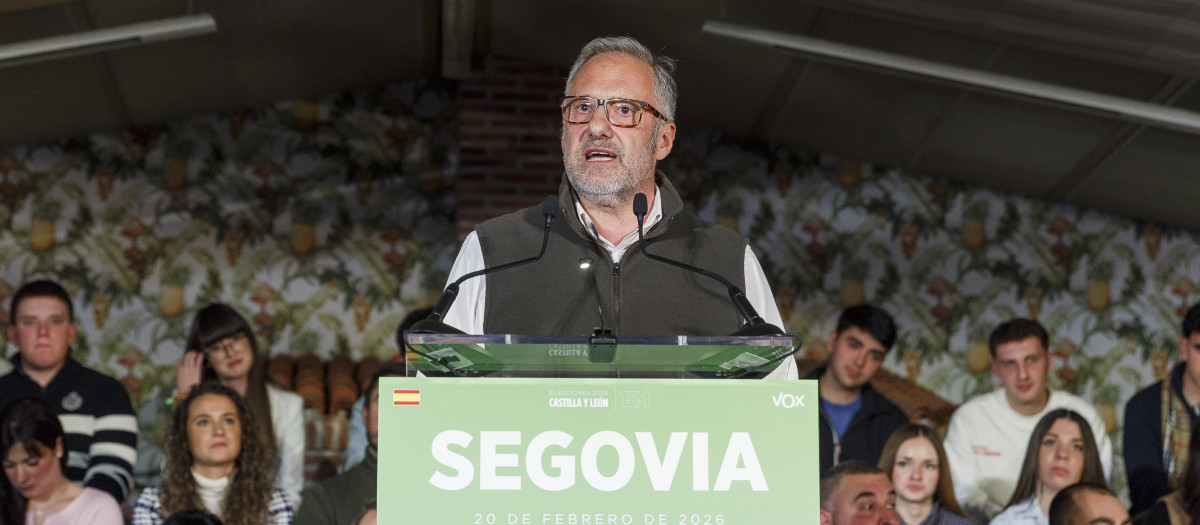 El candidato a la Presidencia de la Junta, Carlos Pollán, participa en un acto preelectoral en Segovia