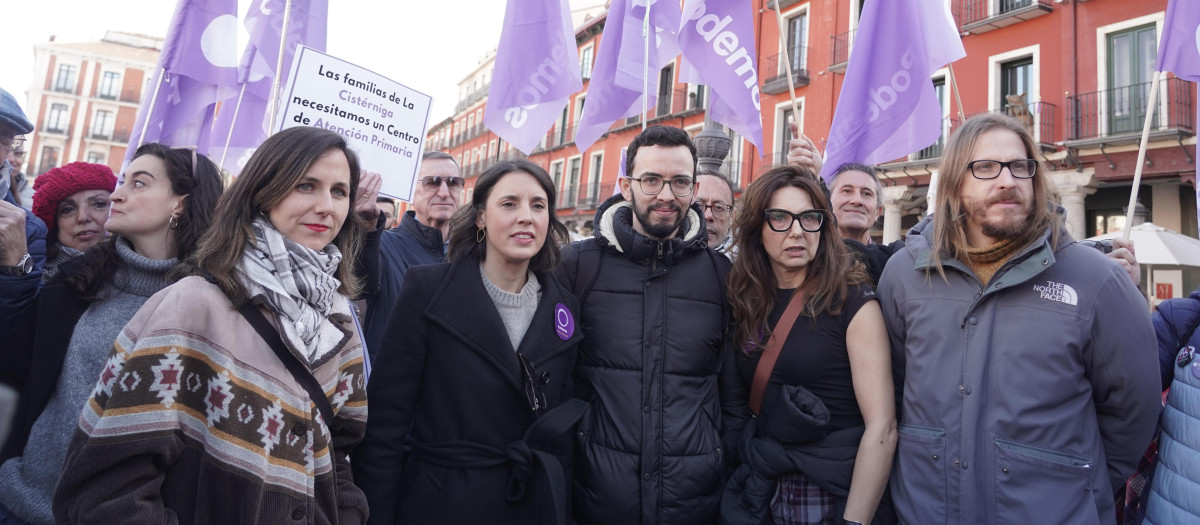 Belarra y Montero, junto a Llamas (en el centro), el candidato de Podemos en Castilla y León