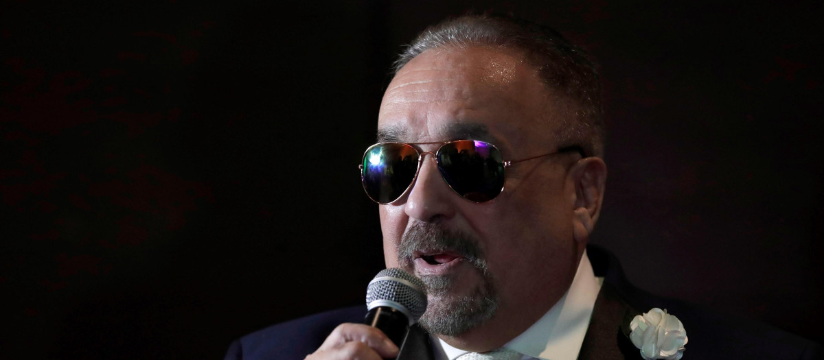 AME7452. BOGOTÁ (COLOMBIA), 21/02/2026.- Fotografía de archivo 04 de diciembre de 2019 que muestra al músico y compositor de salsa Willie Colón hablando durante un coloquio en Ciudad de Panamá (Panamá). Willie Colón, el emblemático trombonista, compositor e intérprete de íconos de la salsa como 'Idilio' y 'Gitana', falleció este sábado a sus 75 años, por complicaciones de salud. EFE/ Bienvenido Velasco /ARCHIVO