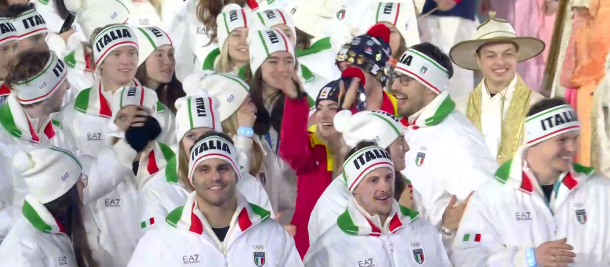 Olivia Smart y Tim Dieck, junto a los atletas italianos