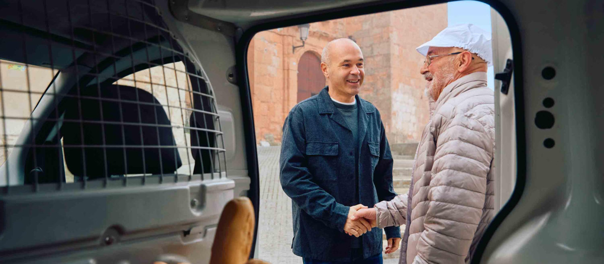 Andrés Iniesta en su pueblo de Fuentealbilla (Albacete)