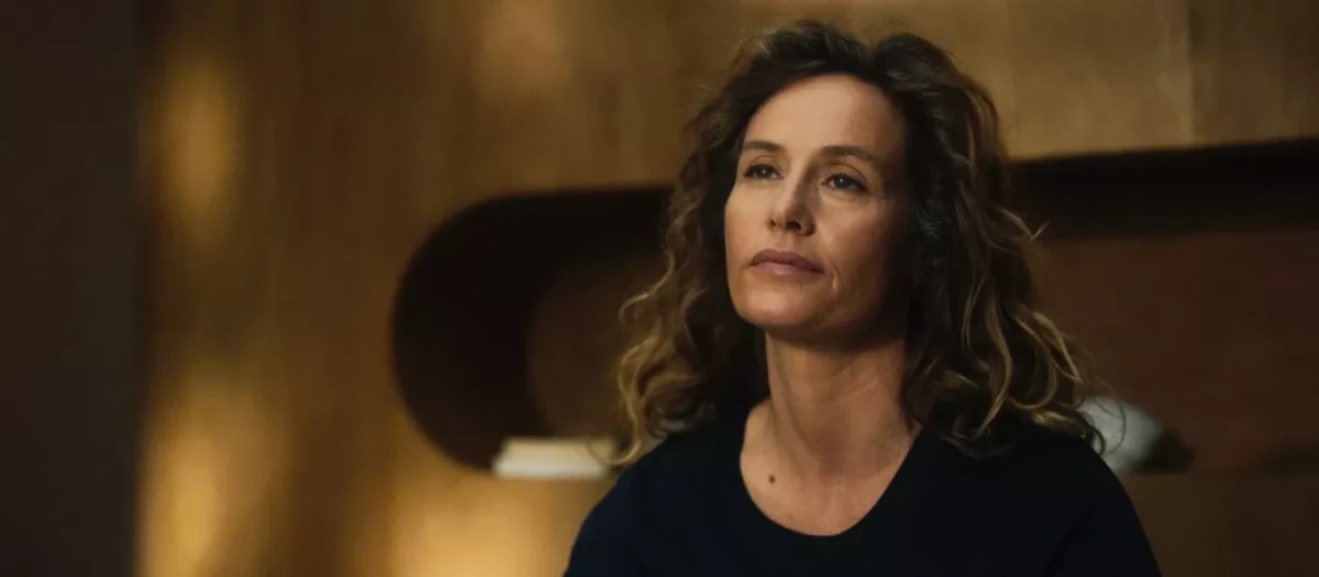 Fotograma de Cecile de France, en La ResidencIA