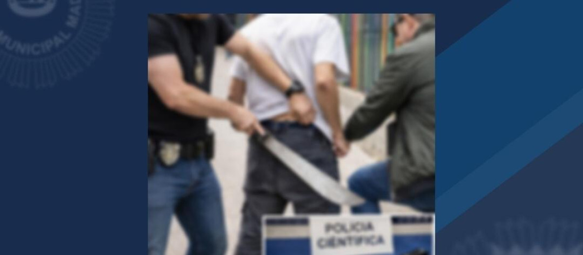 Machete incautado al joven en Vallecas