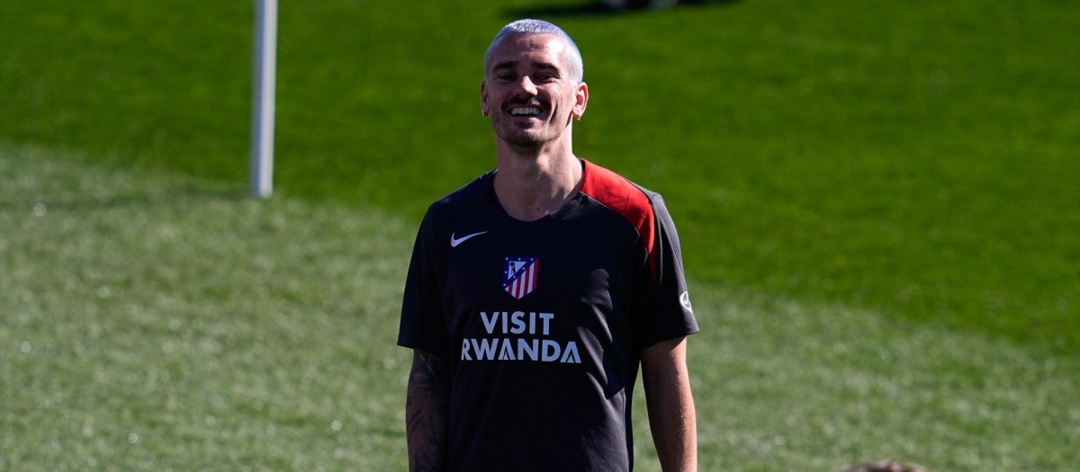 Antoine Griezmann, durante un entrenamiento con el Atlético de Madrid