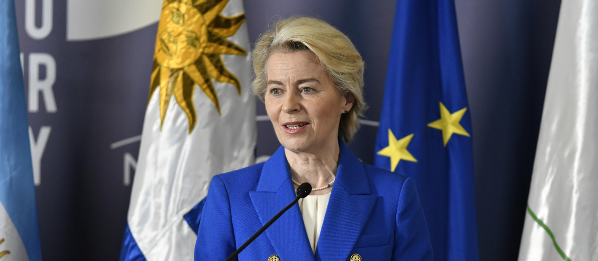 La presidenta de la Comisión Europea, Ursula von der Leyen, en Montevideo (Uruguay) durante las negociaciones entre la UE y Mercosur