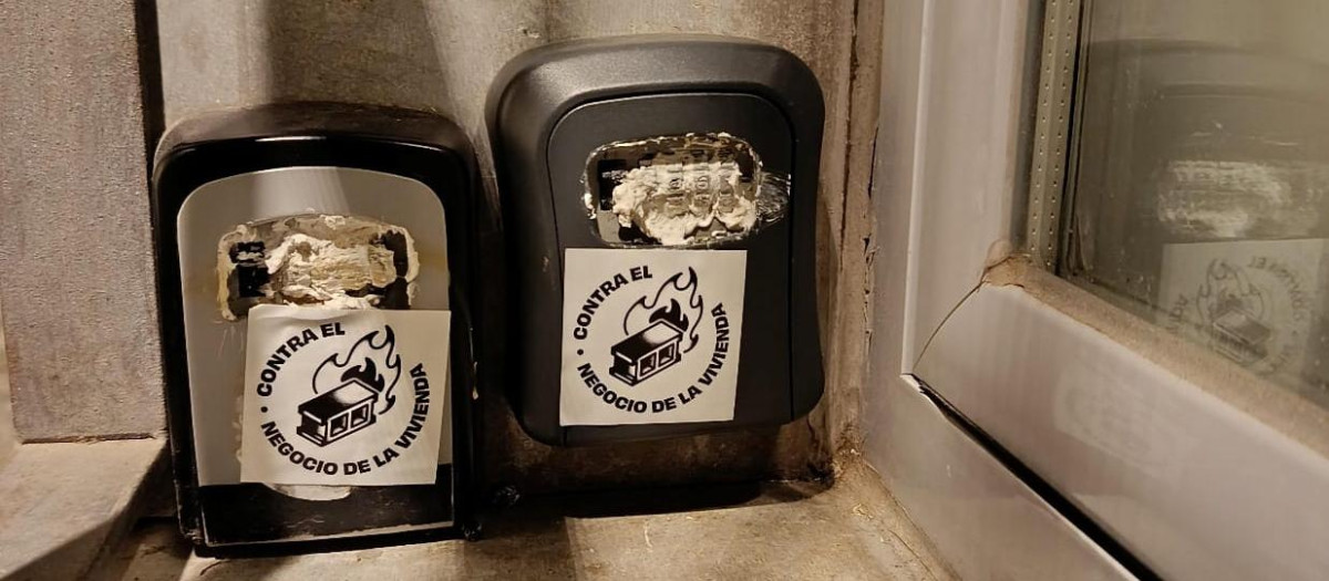 Cajetines de pisos turísticos saboteados en Granada