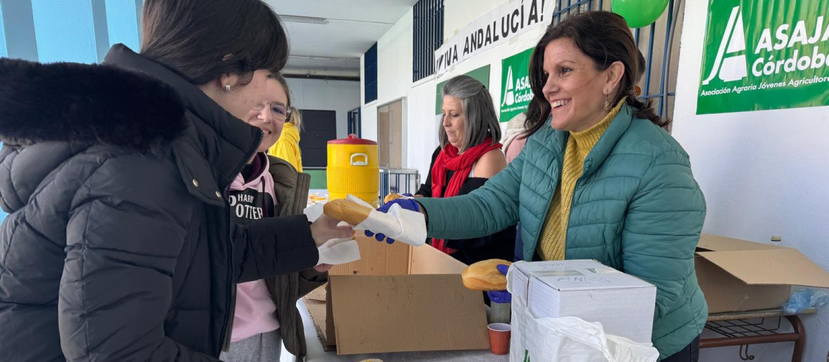 Desayuno molinero en un colegio de Córdoba