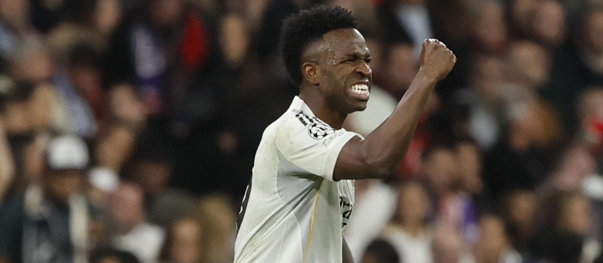 Vinicius Jr. celebra el gol marcado ante el Benfica en el Bernabéu