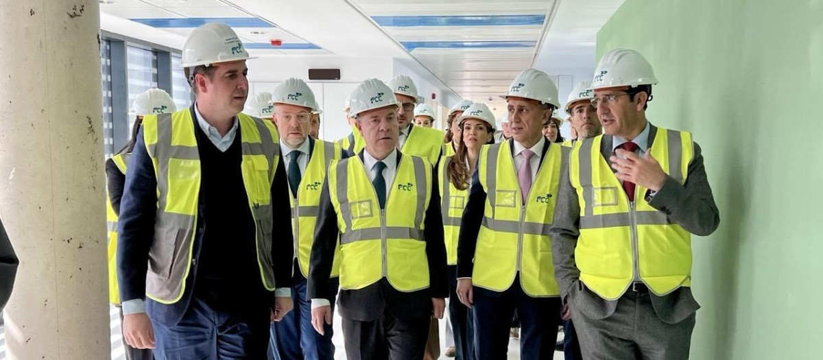 Visita del presidente regional, Emiliano García-Page, a las obras del hospital de Puertollano.

EUROPA PRESS
27/2/2026