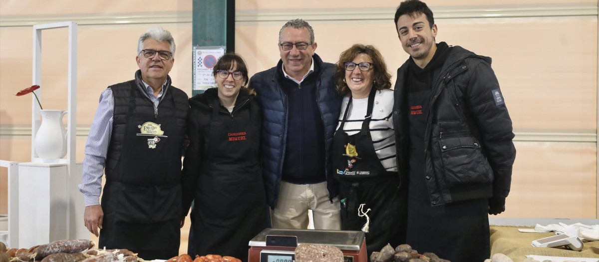 Imagen tomada este domingo de Toni Pérez en la XIV Feria de Embutido y Producto Tradicional de la Vall de Pop-Marina Alta