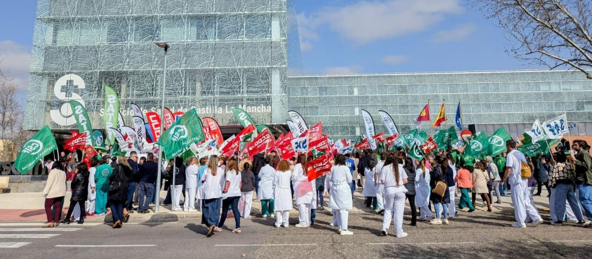 Marcha de profesionales del Sescam en Toledo

EUROPA PRESS
02/3/2026