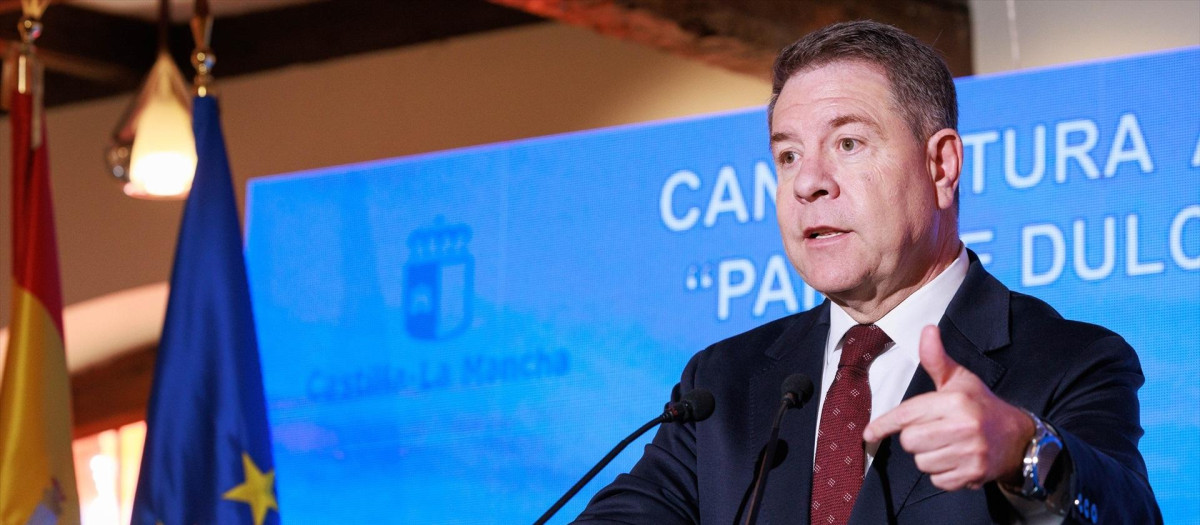 El jefe del Ejecutivo castellanomanchego, Emiliano García-Page, preside, en Palazuelos (Guadalajara), la reunión del Consejo Rector de la candidatura a Patrimonio Mundial del “Paisaje dulce y salado de Sigüenza y Atienza”.

REMITIDA / HANDOUT por DAVID ESTEBAN GONZALEZ/JCCM
Fotografía remitida a medios de comunicación exclusivamente para ilustrar la noticia a la que hace referencia la imagen, y citando la procedencia de la imagen en la firma
02/3/2026