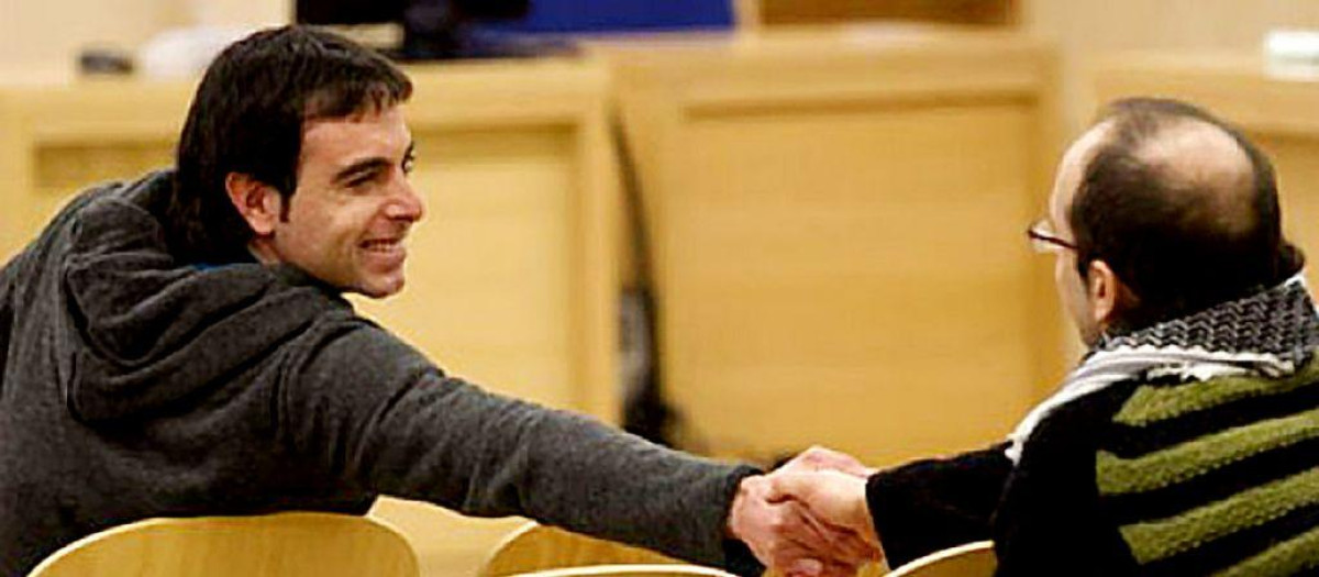 Asier Badiola, a la izquierda, en una imagen de archivo