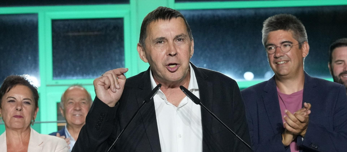 El coordinador general de EH Bildu, Arnaldo Otegi, en la noche electoral de julio de 2023