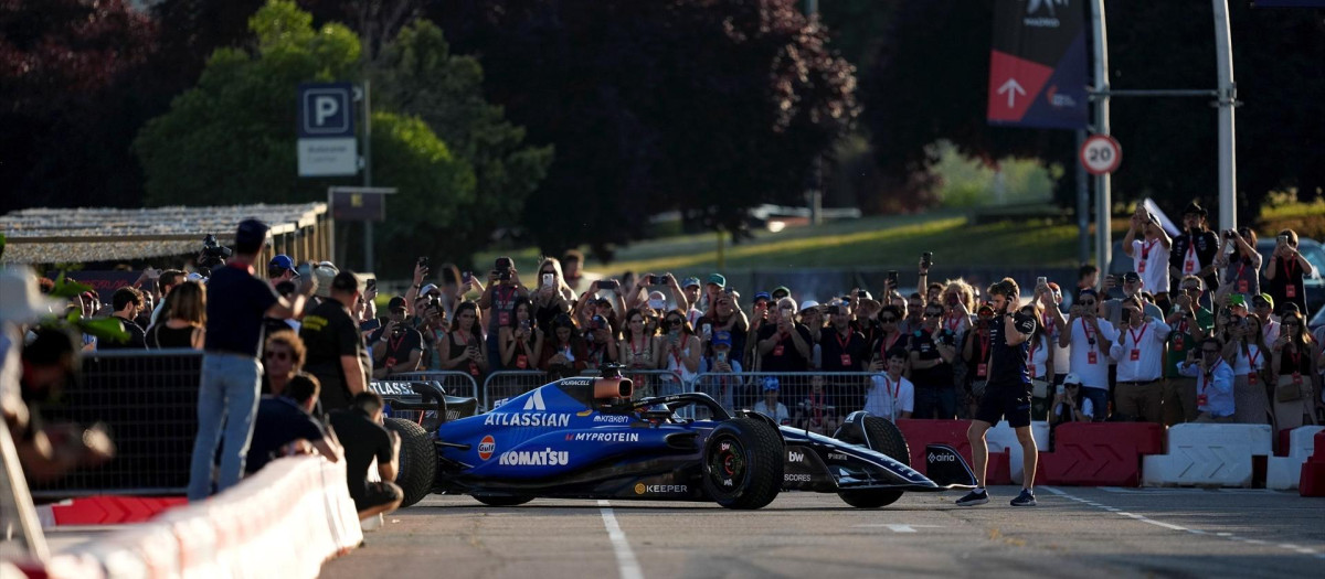 Carlos Sainz in action during an exhibition with Williams at the future Madring F1 circuit on June 07, 2025 in Madrid, Spain.

Oscar J. Barroso / AFP7 / Europa Press
07/6/2025 ONLY FOR USE IN SPAIN
