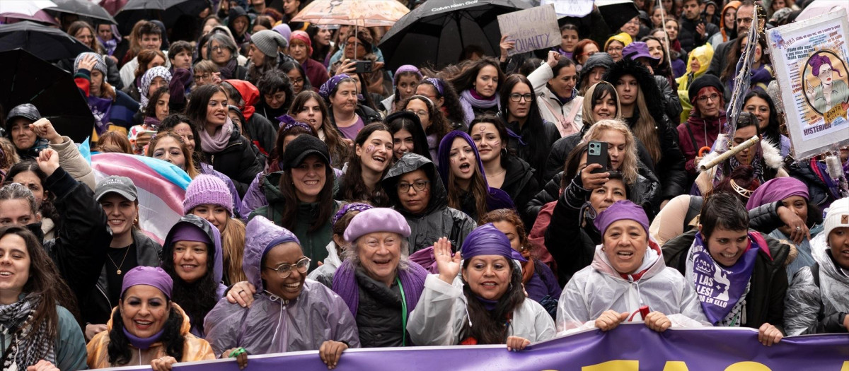 (Foto de ARCHIVO)
Decenas de personas durante la manifestación convocada por la Comisión 8M por el Día de la Mujer, a 8 de marzo de 2025