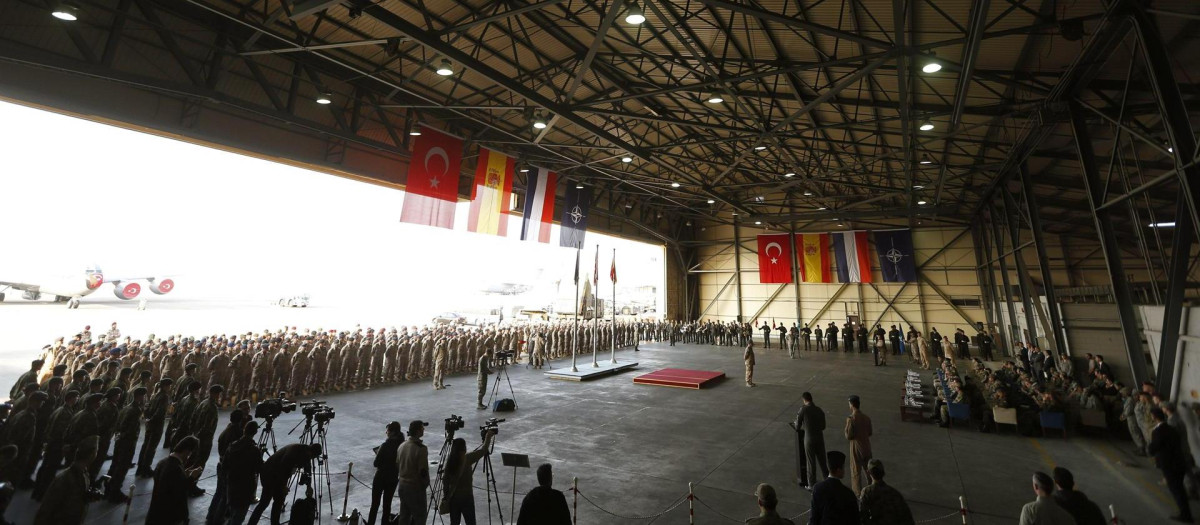 Una ceremonia de traspaso del mando en la base aérea de Incirlik, en Adana (sur de Turquía, en 2015