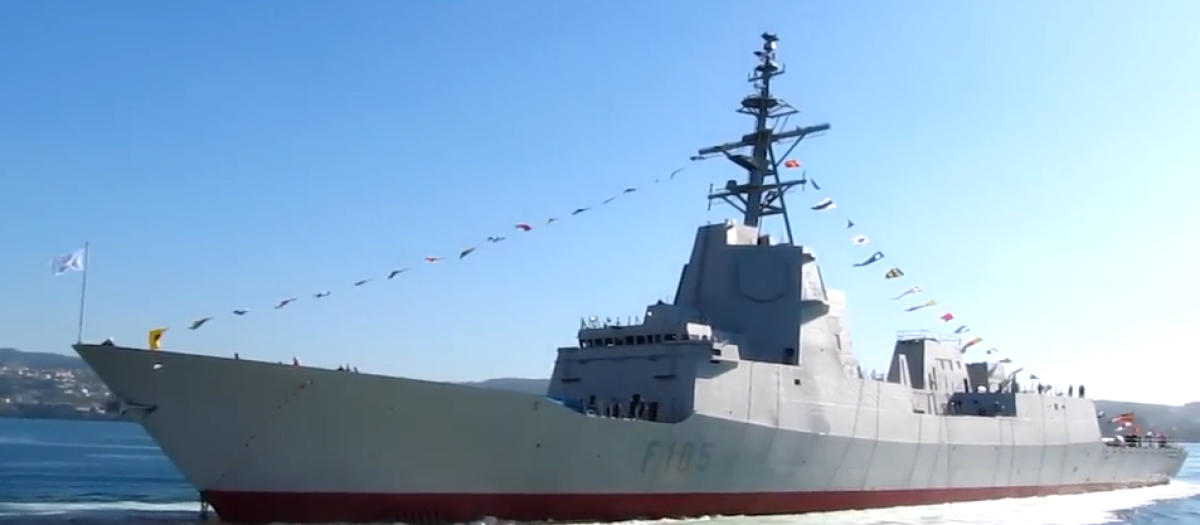 Botadura de la Fragata Cristóbal Colón en 2010