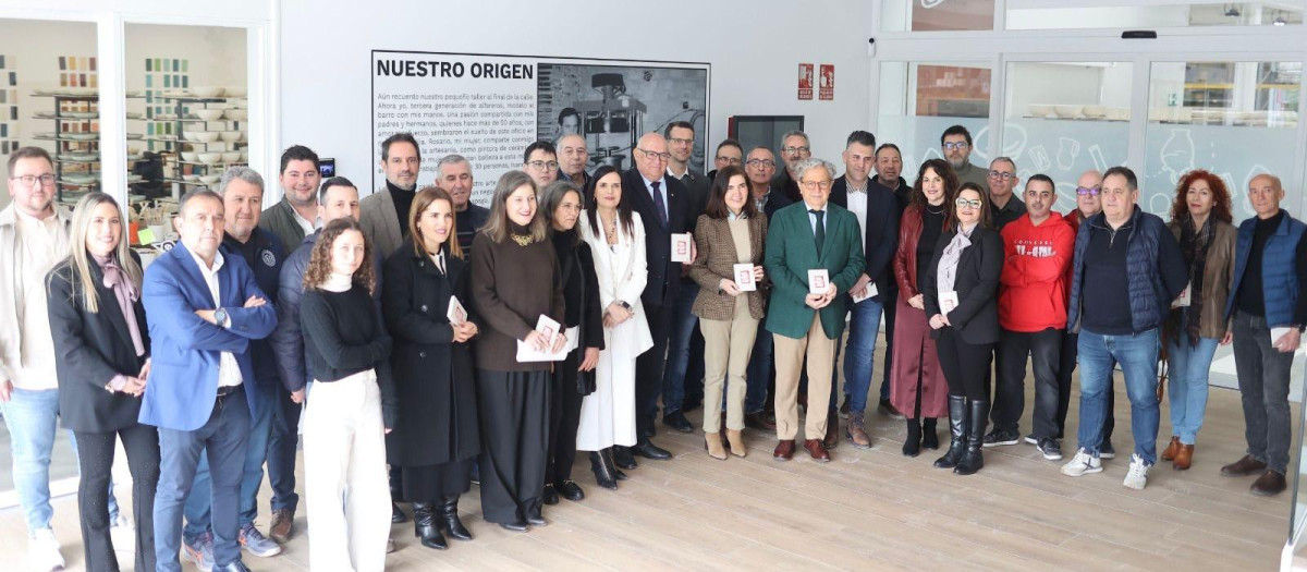 Asistentes a la presentación del Libro Rojo de la Artesanía en La Rambla