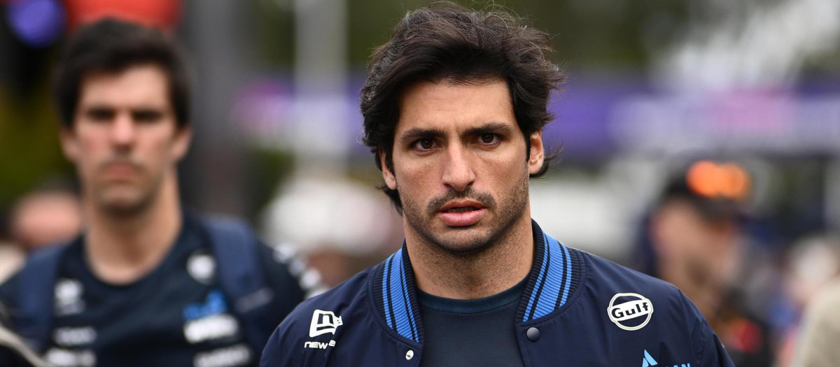 Carlos Sainz, en el paddock, durante el Gran Premio de Australia