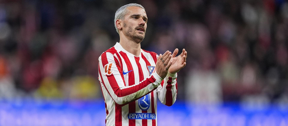 Antoine Griezmann celebra la victoria del Atlético por 3-2 ante la Real Sociedad