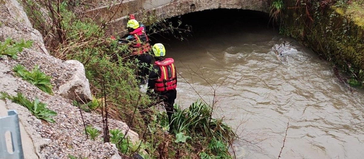 Búsqueda de la mujer que cayó al Río en San Martín del Rey Aurelio