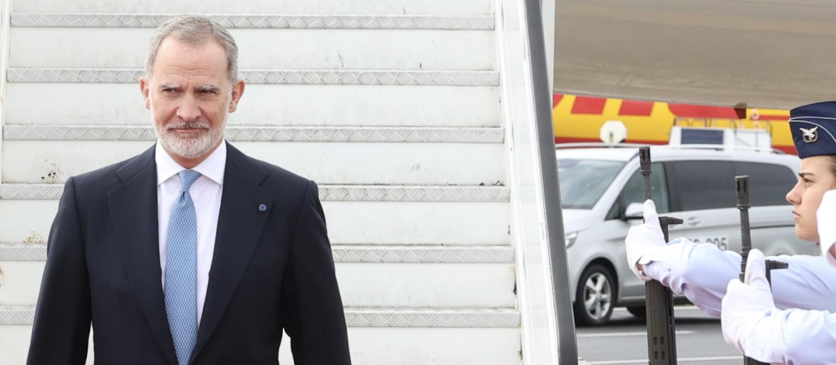 El Rey, este lunes a su llegada a Lisboa, donde asistió a la toma de posesión del nuevo presidente